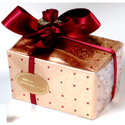 Gold box of 8 assorted Beaulieu chocolates